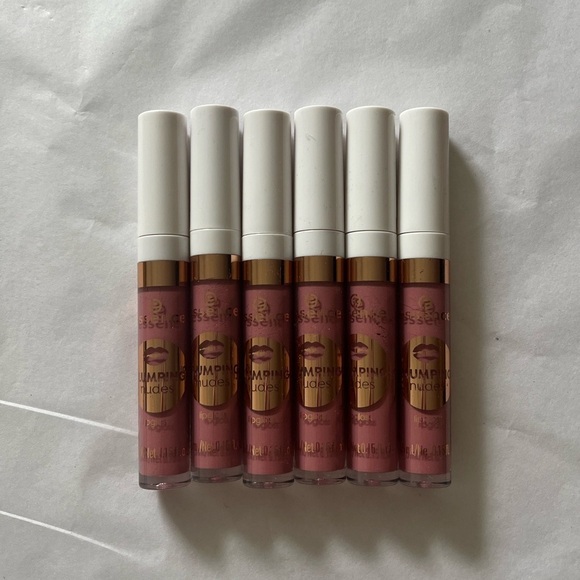 Lot of 6 - Essence Plumping Nudes Lip Gloss (4.5ml/0.15fl.oz/04) 04 that big - Picture 3 of 8